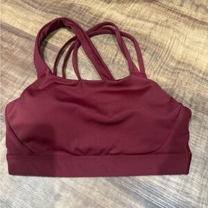 Athleta train free D/DD